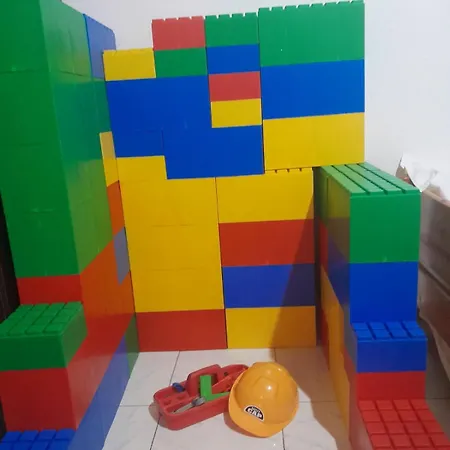 דירה Rooster Retreat