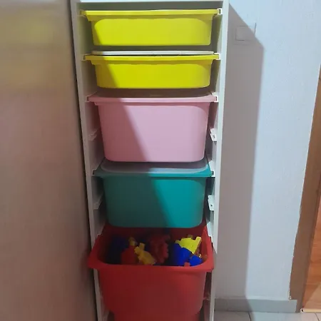 Rooster Retreat Aridaía