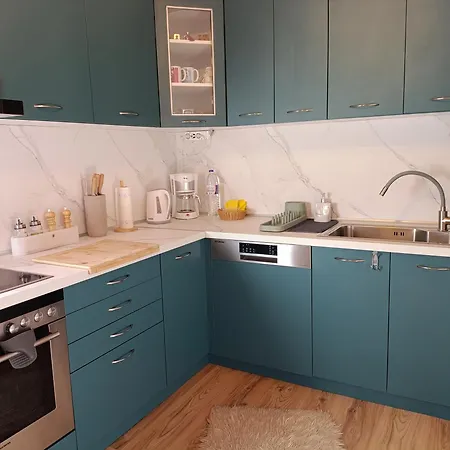 Rooster Retreat 公寓 *